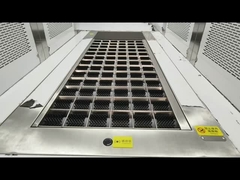 단기 청소 기능을 가진 코너 에어 샤워기.